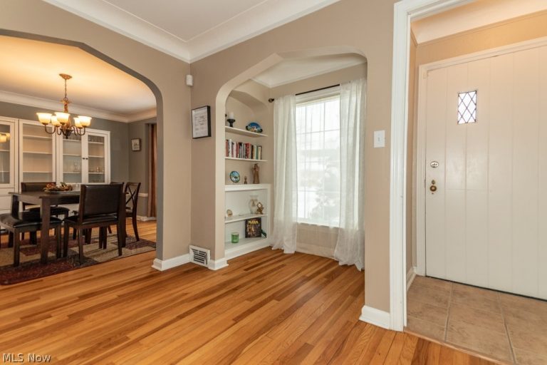3622 Northcliffe Road, University Heights, OH - Photo 2