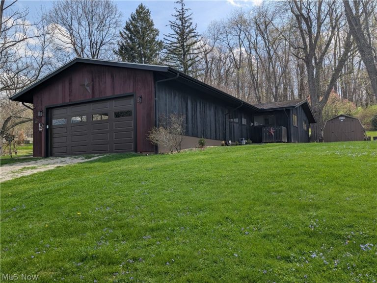 228 Crowley Drive, Roseville, OH - Photo 8