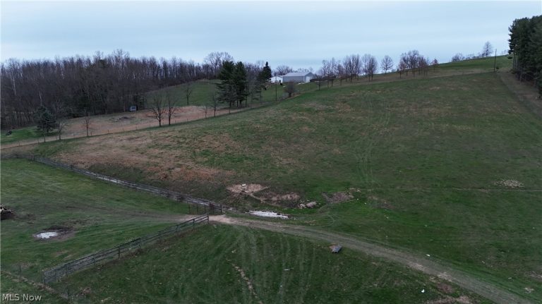 25350 Township Road 192, Coshocton, OH - Photo 8