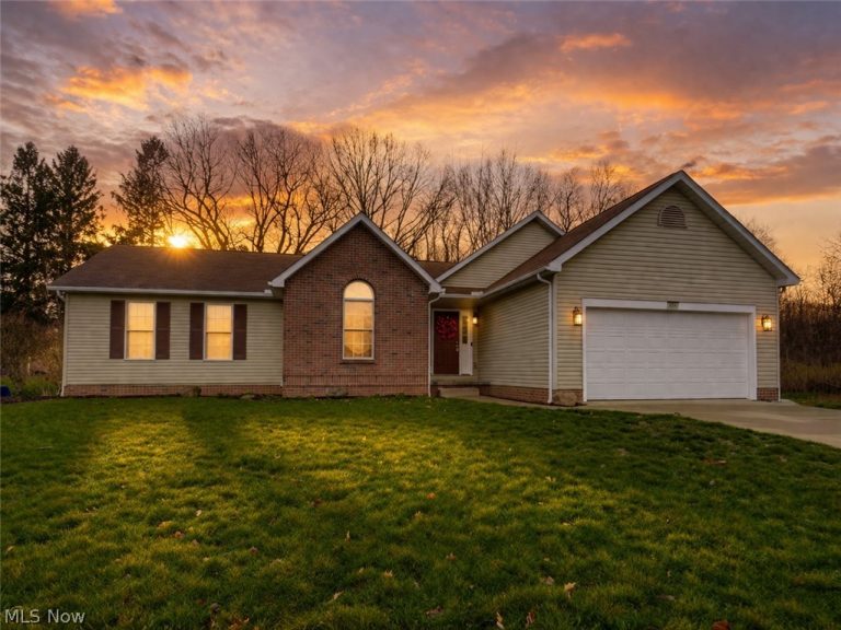 1481 Brookridge Avenue, Louisville, OH - Photo 2