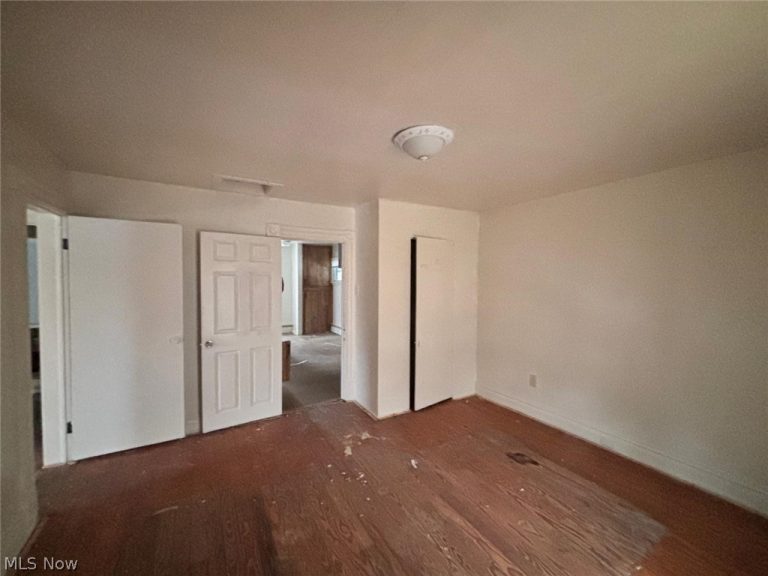 78 Glendale Road, Bedford, OH - Photo 6