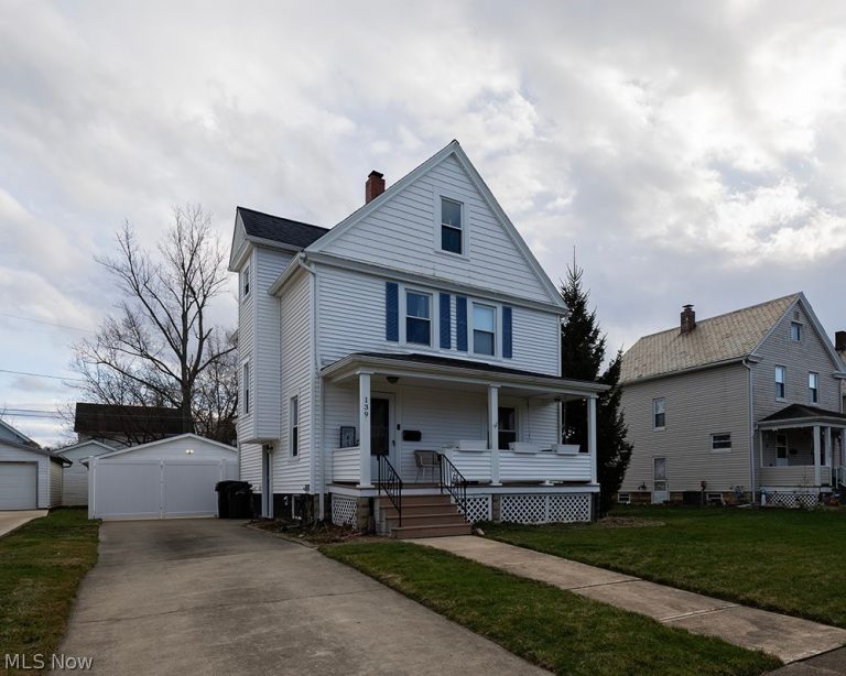 139 Cornell Avenue, Elyria, OH - Photo 2