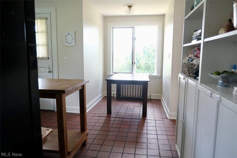 208 Braybarton Boulevard, Steubenville, OH - Photo 3