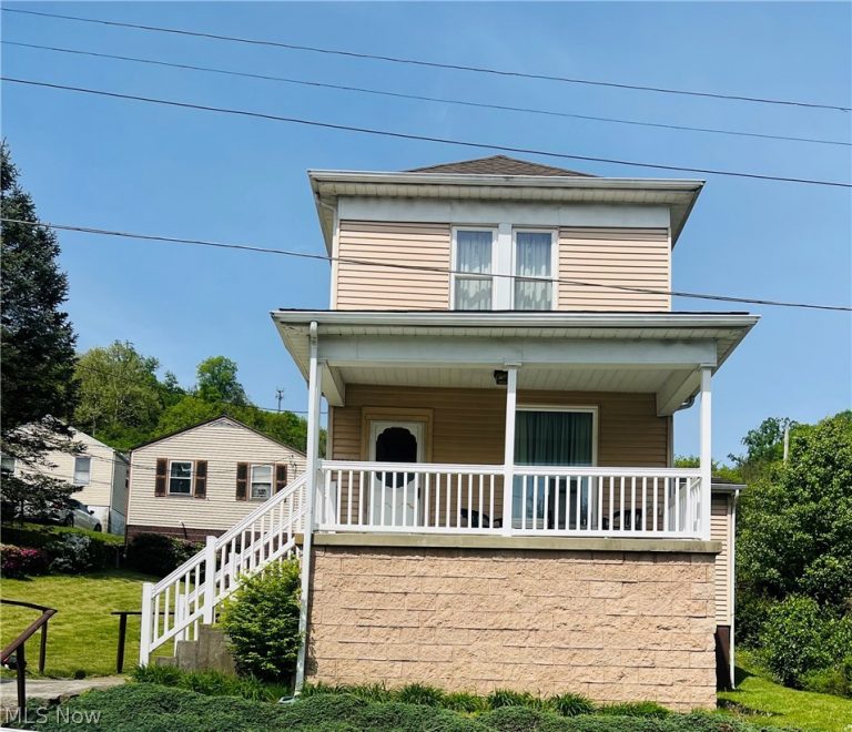 1121 7th Street, Martins Ferry, OH - Photo 3