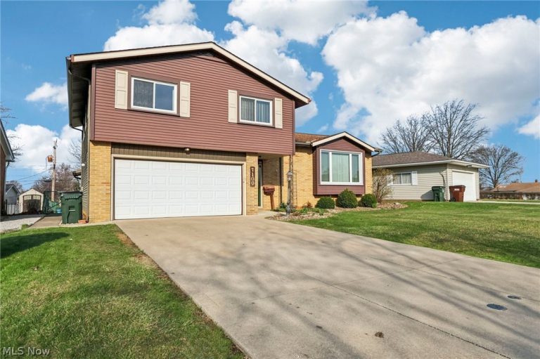 7100 Trevor Lane, Parma, OH, 44129