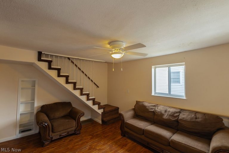 710 21st Street, Vienna, WV - Photo 3