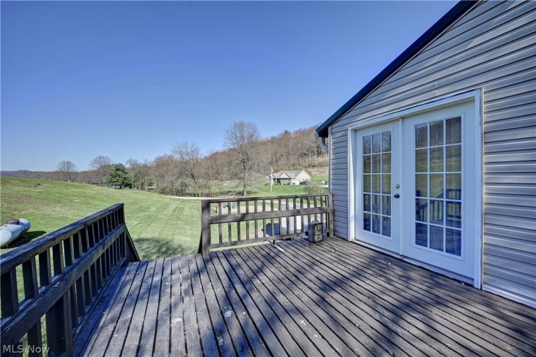 4747 Indian Hill Road, Uhrichsville, OH - Photo 4