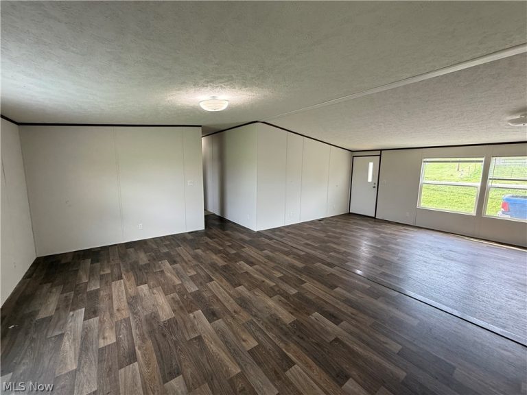 2112 Canyon Road, Carrollton, OH - Photo 6