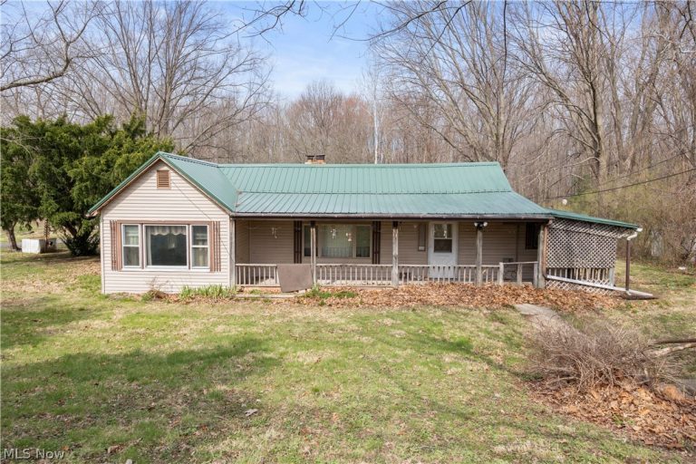 14307 Darrow Road, Vermilion, OH, 44089