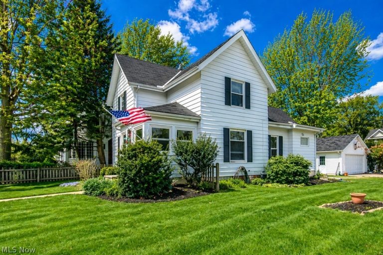 4516 Wood Street, Willoughby, OH - Photo 3