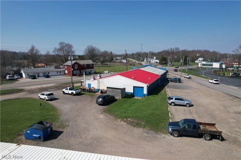 6792 Tallmadge Road, Rootstown, OH - Photo 3