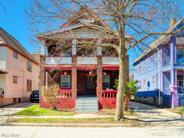 1622 Winchester Avenue, Lakewood, OH, 44107