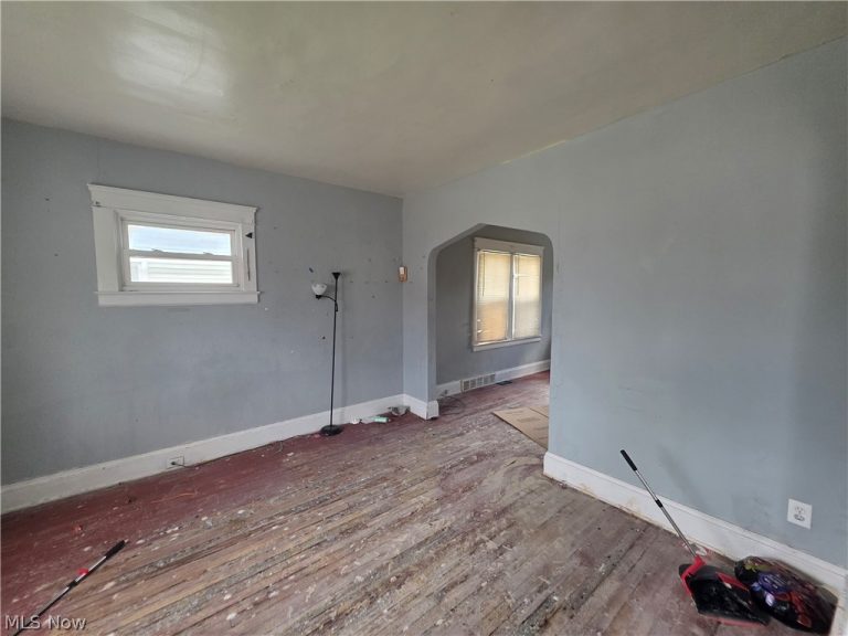 13116 Harvard Avenue, Cleveland, OH - Photo 4