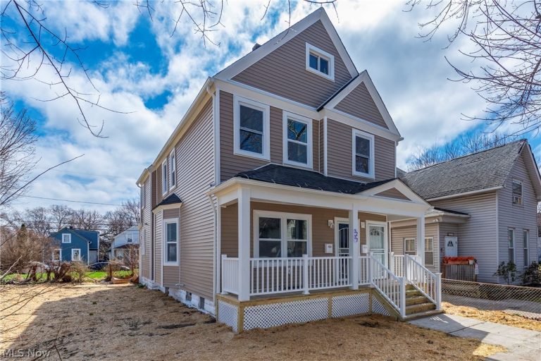 3237 Seymour Avenue, Cleveland, OH, 44113