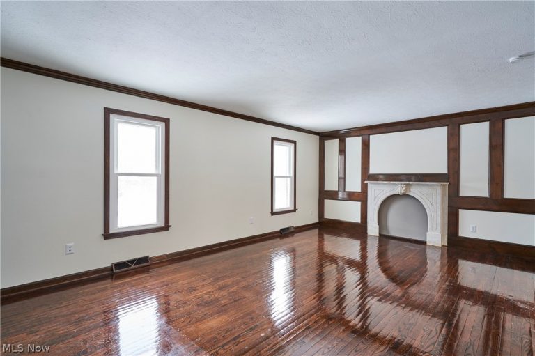 8712 Bradford Lane, Brecksville, OH - Photo 8