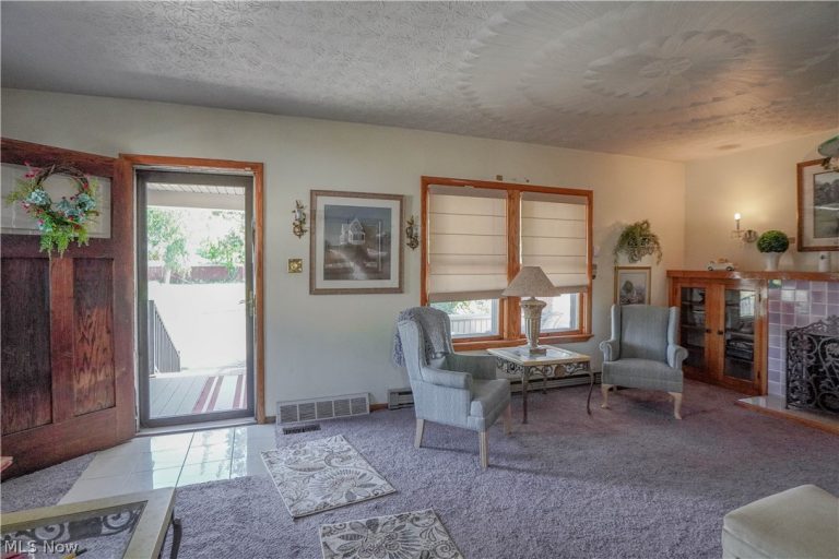 1521 Gibbs Avenue, Canton, OH - Photo 3