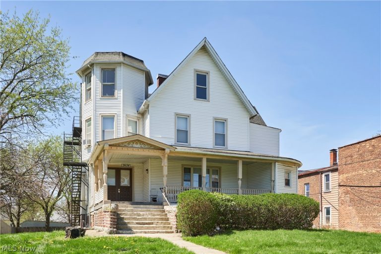 3634 Bosworth Road, Cleveland, OH, 44111