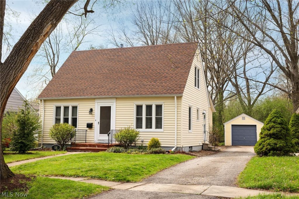 118 Hollywood Street, Oberlin, OH