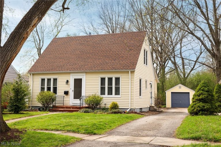 118 Hollywood Street, Oberlin, OH, 44074