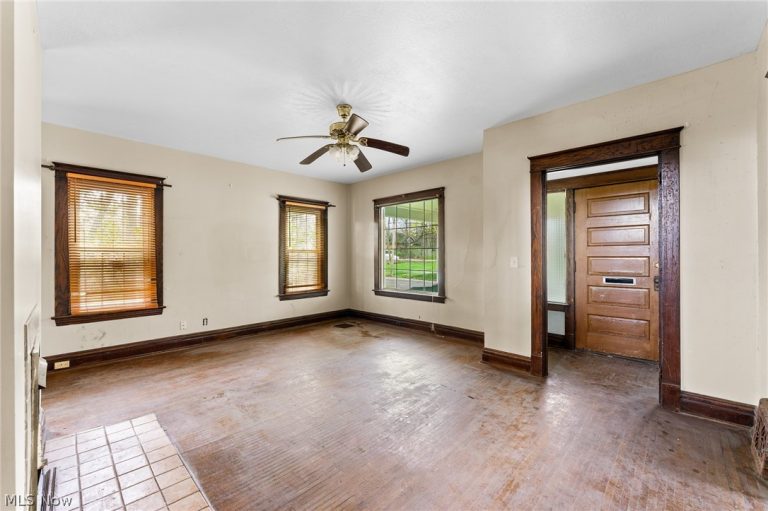 1345 Ohio Avenue, Youngstown, OH - Photo 2