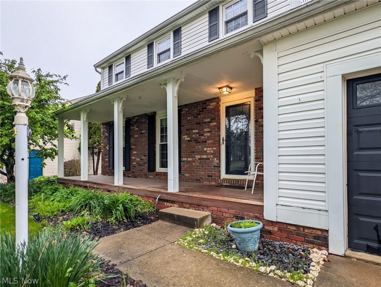 3659 Farnham Street, North Canton, OH - Photo 2