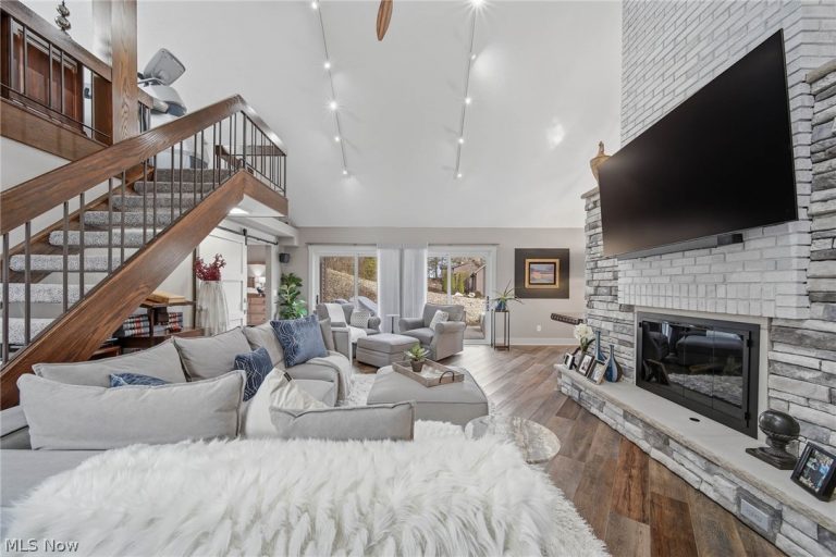 6132 Cedar Lane, Canton, OH - Photo 4