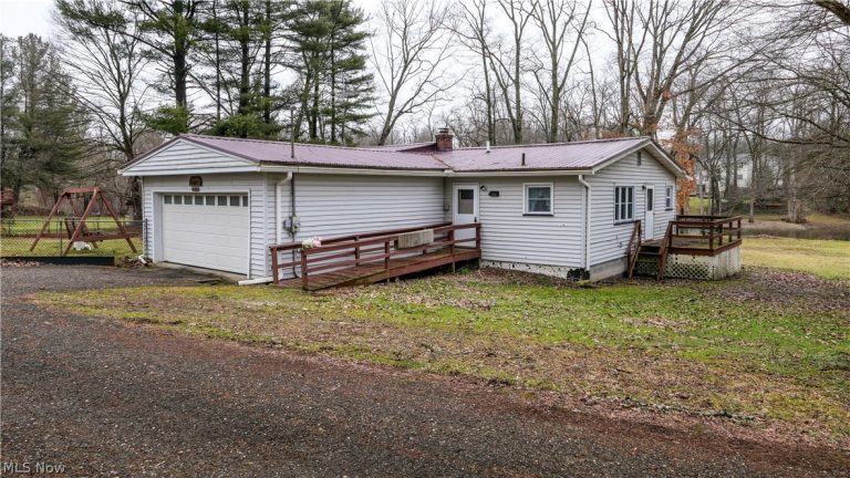 12698 Herr Drive, Hiram, OH - Photo 3