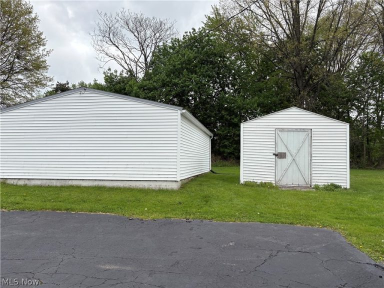 1478 Morris Street, Mineral Ridge, OH - Photo 3