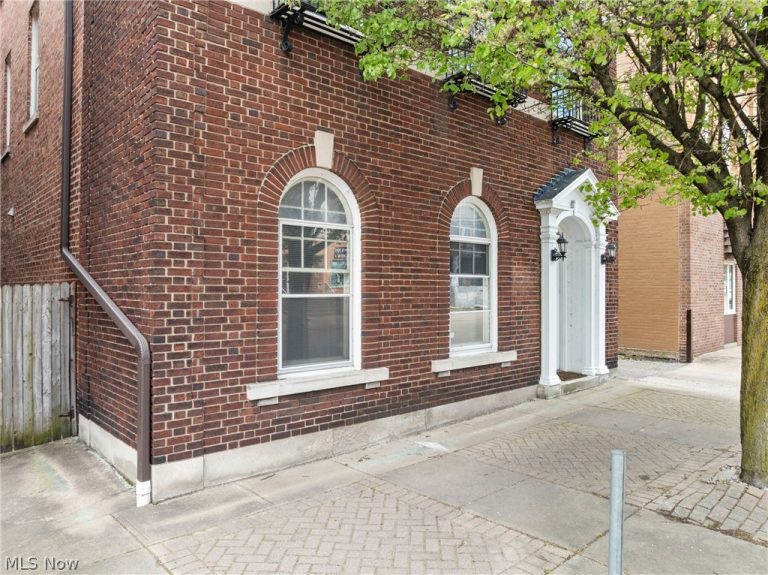 409 Walnut Street, Martins Ferry, OH - Photo 3