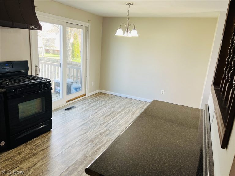 5630 Stanford Avenue, Austintown, OH - Photo 4
