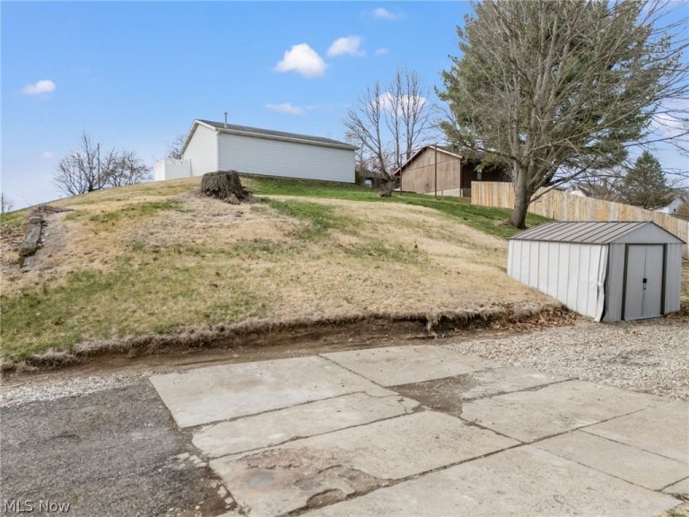 831 9th Street, Massillon, OH - Photo 5