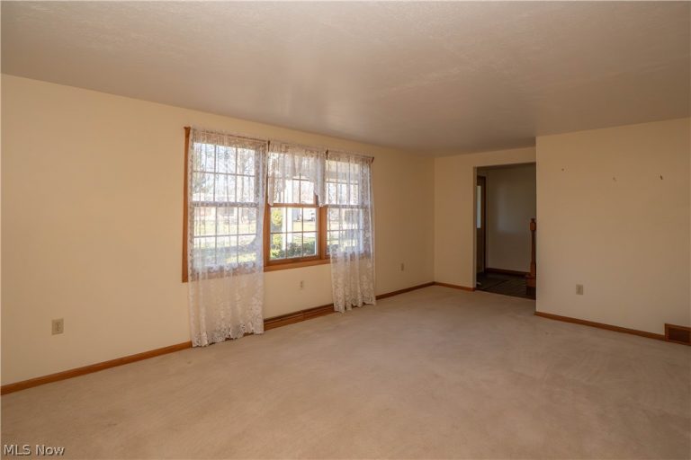 229 Rosanna Avenue, Strasburg, OH - Photo 8