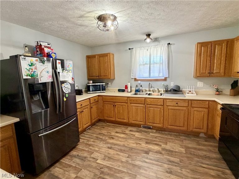 982 Greenwood Avenue, Zanesville, OH - Photo 8