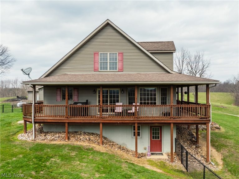 18579 Hobbler Lane, Lore City, OH - Photo 5