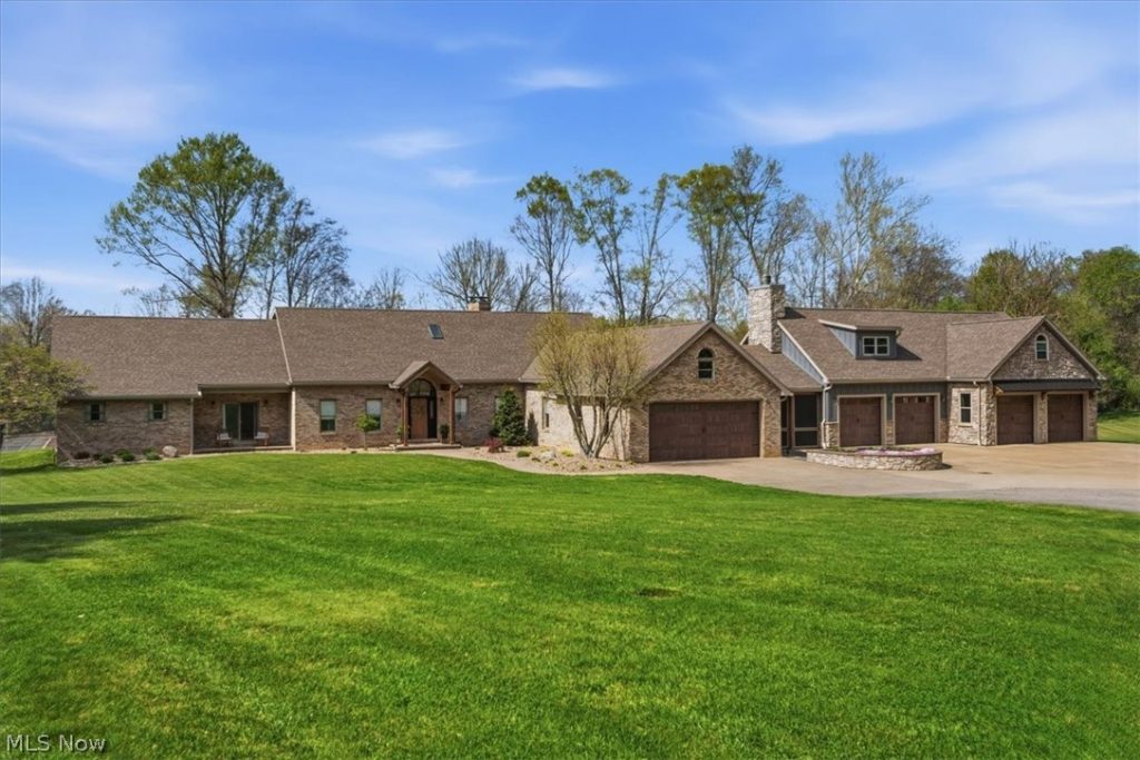 151 Dover Road, Washington, WV