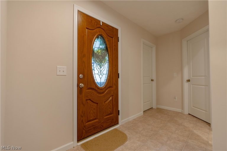 1270 Alpha Street, Massillon, OH - Photo 3