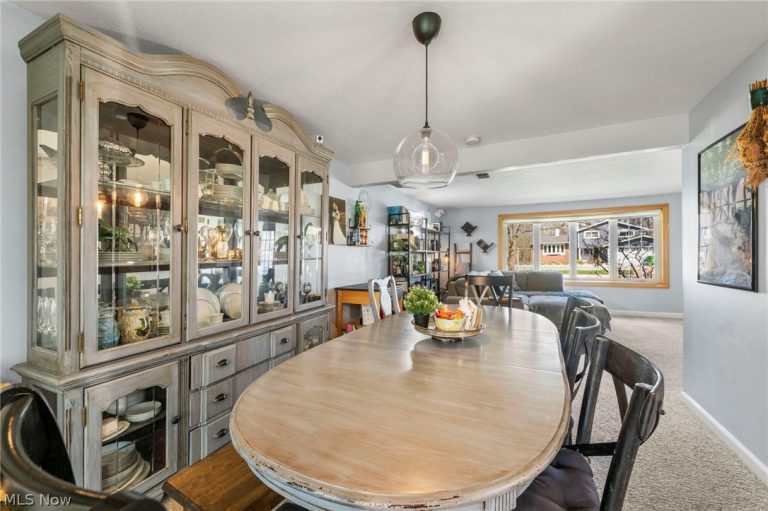 329 Baldwin Drive, Berea, OH - Photo 8