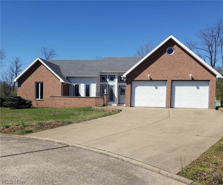 82 Sandbrook Circle, Washington, WV - Photo 2