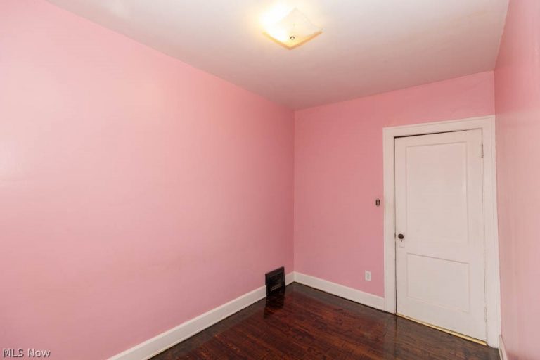 3418 45th Street, Cleveland, OH - Photo 5