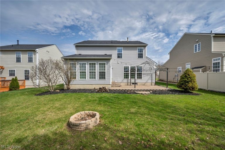 998 Woodfield Lane, Brunswick, OH - Photo 5