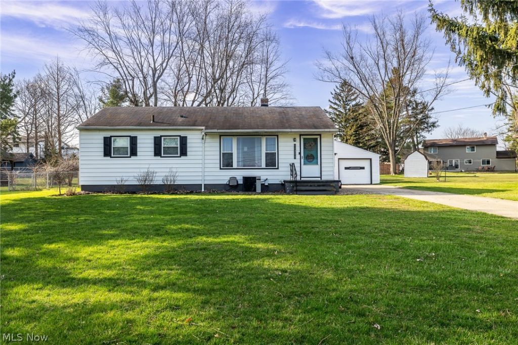 18255 Shurmer Road, Strongsville, OH