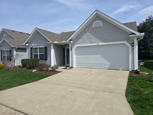 313 Breckenridge Oval, Elyria, OH, 44035