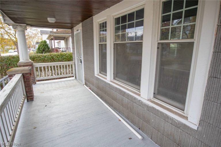 3304 46th Street, Cleveland, OH - Photo 4