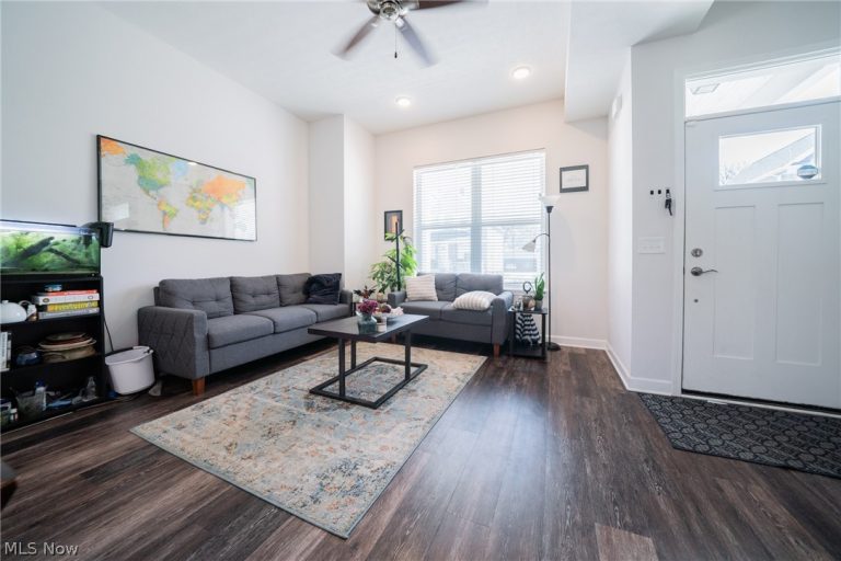 12101 Wade Park Avenue, Cleveland, OH - Photo 8