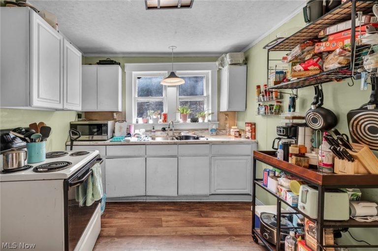 10200 River Road, Dresden, OH - Photo 4