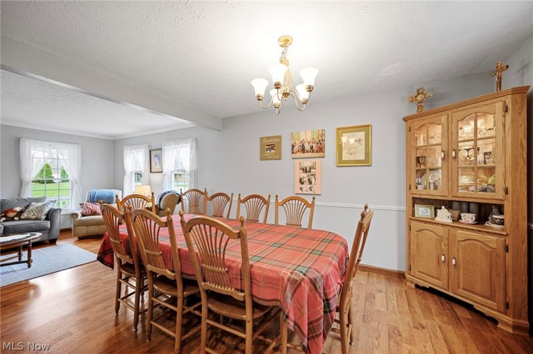 6094 Emerald Street, North Ridgeville, OH - Photo 8