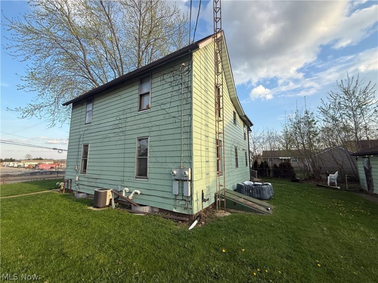 1301 Wertz Avenue, Canton, OH - Photo 6