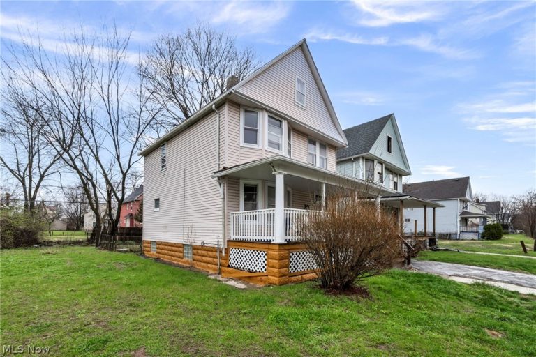 1639 Delmont Avenue, East Cleveland, OH - Photo 4