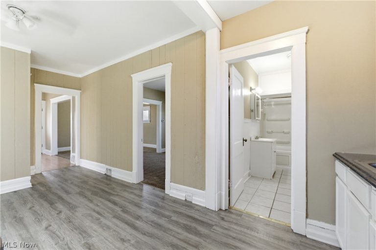 3900 Lincoln Avenue, Parma, OH - Photo 8