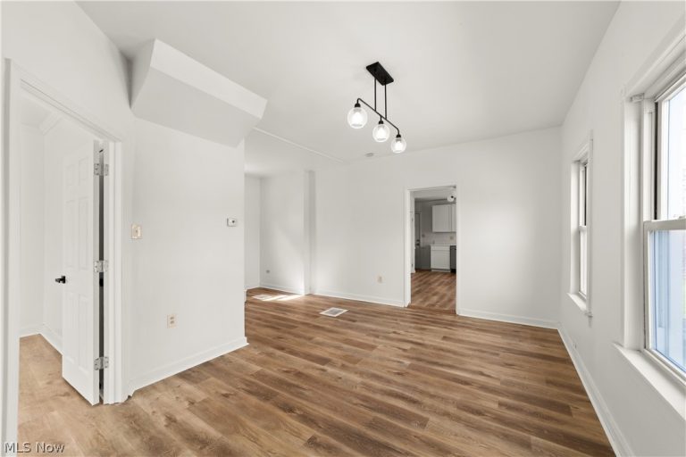 1314 Cove Avenue, Lakewood, OH - Photo 3